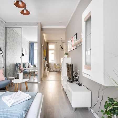 Bpr Chic Gem In The Heart Of The City Budapest Bagian luar foto